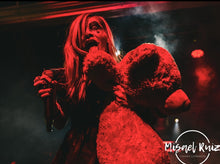 Load image into Gallery viewer, # 2025 - ERAFFLE - AXEL - RAVEN BLACK TOUR BEAR
