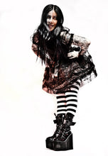 Load image into Gallery viewer, # 2026  - E-RAFFLE - RAVEN TOUR PLAT BOOTS
